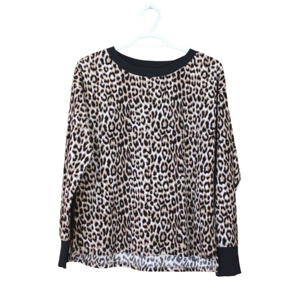 Betsey Johnson Leopard Print Top Long Sleeve Crew Neck Small Sweatshirt CA145 - Picture 1 of 6